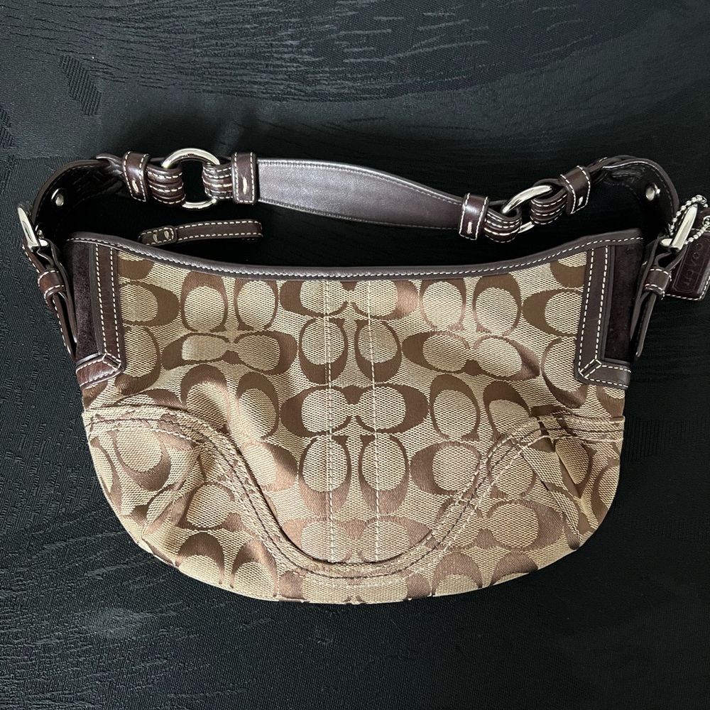 Vintage Coach Women's Brown Leather Trim Signature Soho
Shoulder Purse
